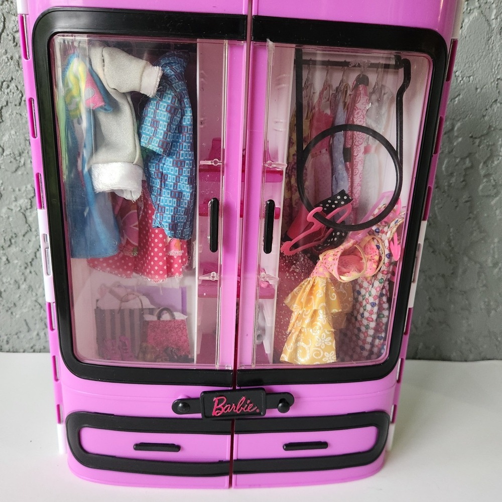 Barbie Fashionistas Ultimate Closet Pink Portable Wardrobe Clothes and Shoes